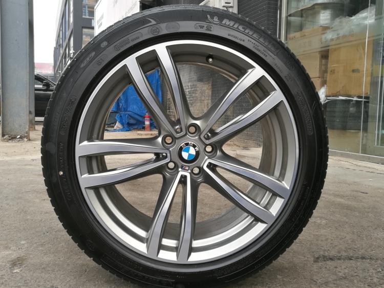 为什么宝马轮胎不怕偷,为啥说奥迪的轮胎偷不走