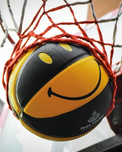 “恶搞”品牌ChinatownMarket的货