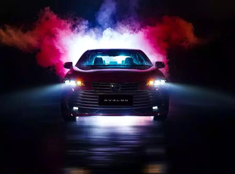 新款亚洲龙和凯美瑞哪个比较好,同级别的亚洲龙和凯美瑞对比