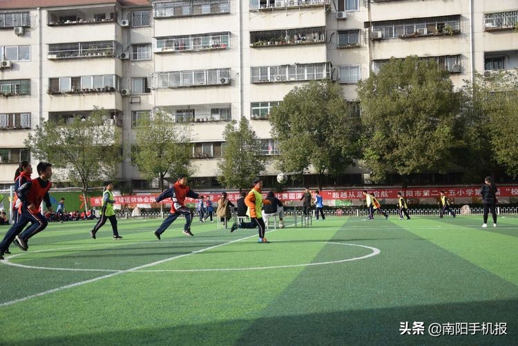 超越从足下起航下一句,2019小学校长杯足球赛