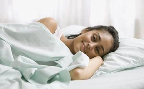 产后风湿自愈的小妙招视频,产后风湿的正确护理方法视频