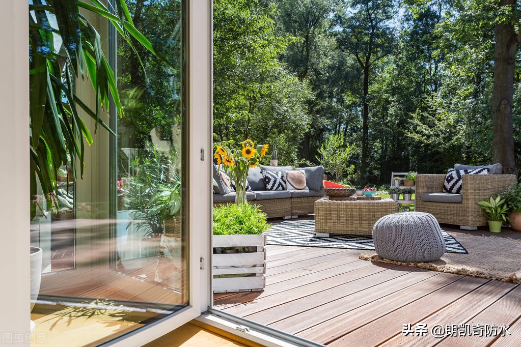 自建房下沉式庭院如何防水防潮,下沉式庭院如何防水防倒灌