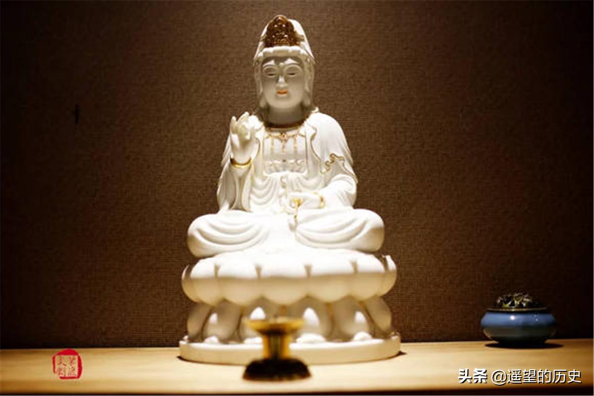 为啥是男戴观音女戴佛有啥说法,男戴观音女戴佛有什么意义