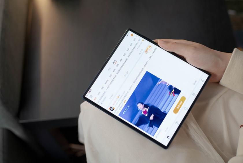 华为matex自带原厂膜,华为matex怎么贴防窥膜