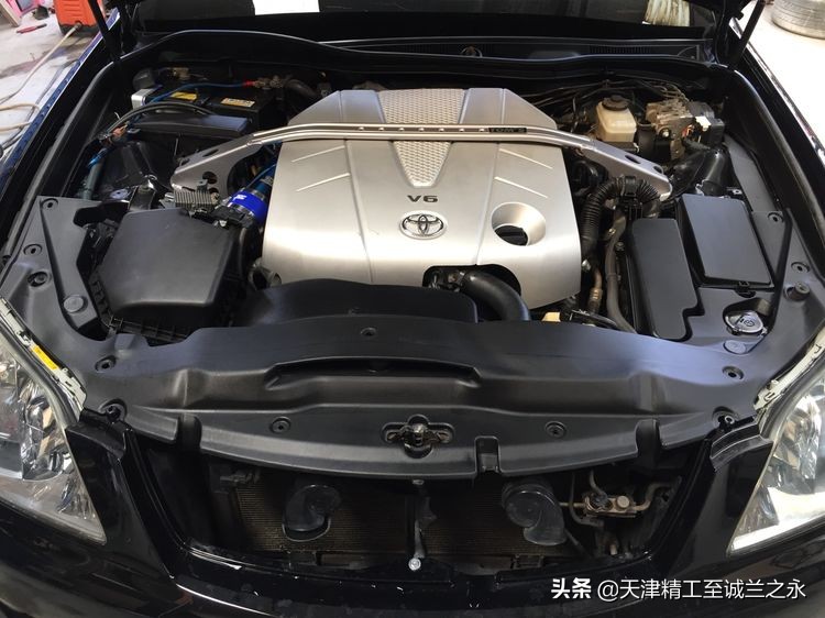 化州7哥翻新12代皇冠多少钱,11年丰田皇冠内饰翻新