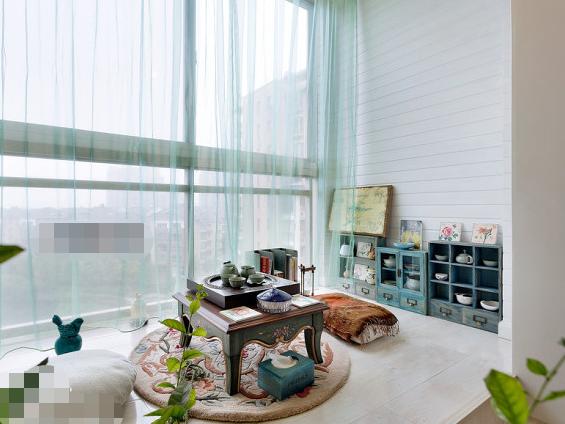 70平方小户型客厅阳台榻榻米装修,小户型卧室阳台榻榻米设计