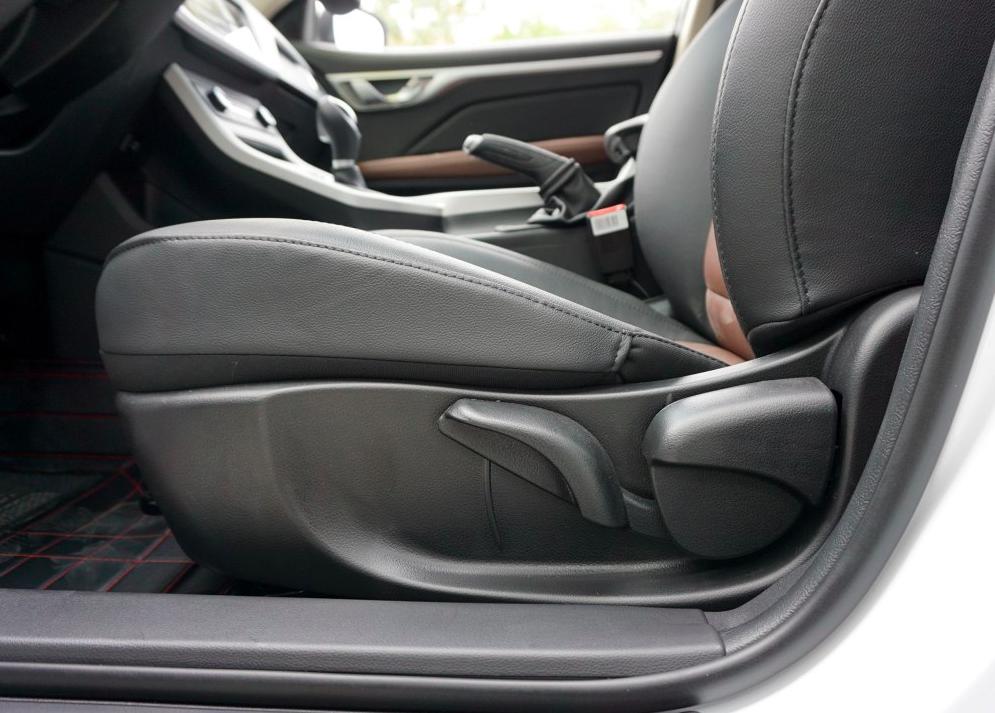 吉利汽车远景4s店,吉利遇见领克