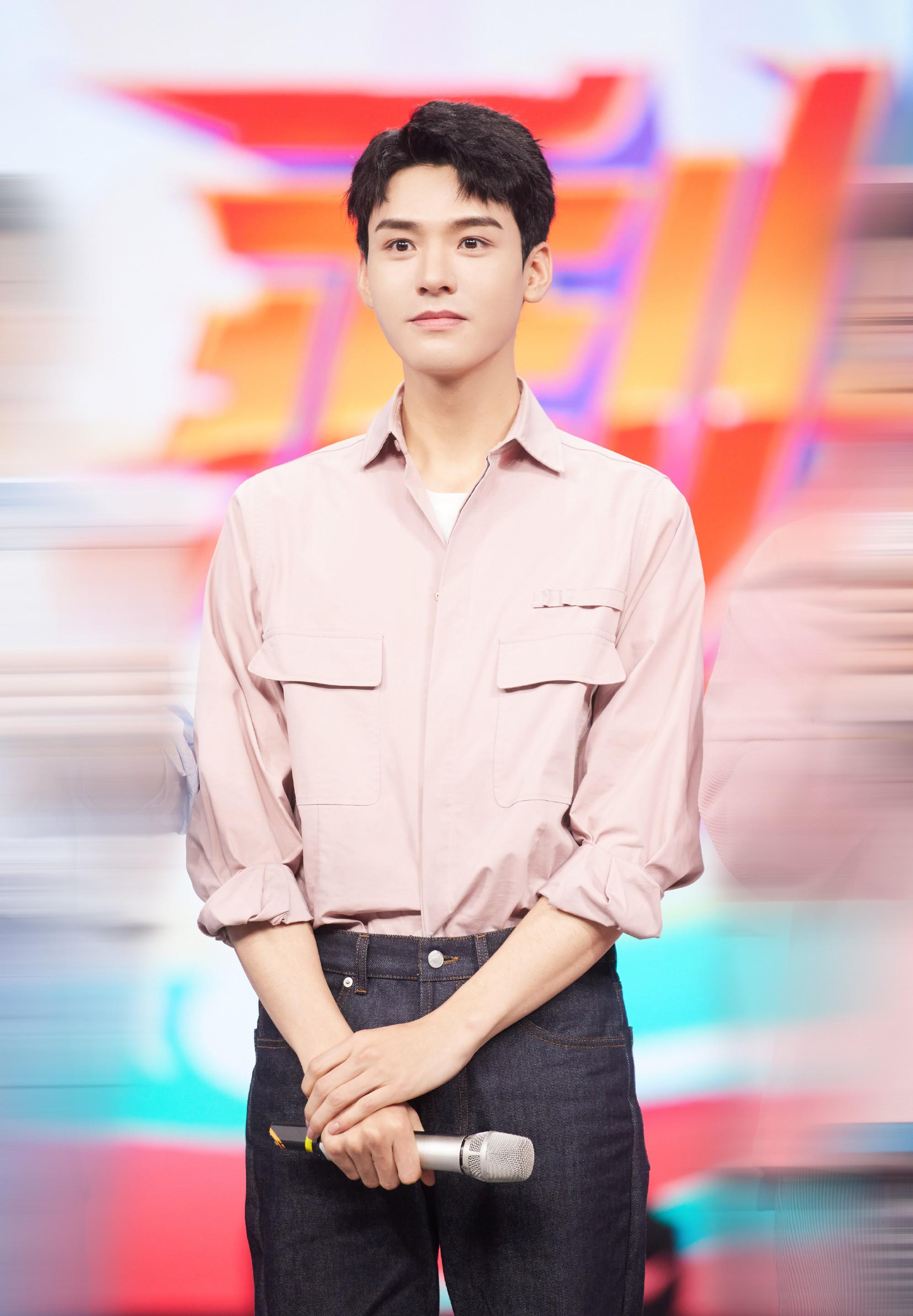 龚俊古装造型好贵气新剧,龚俊古装剧绝世千金造型