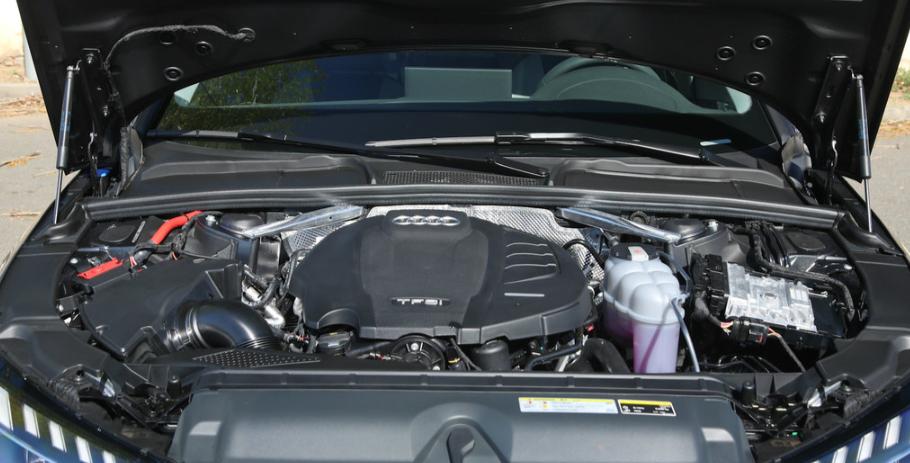 奥迪a4l未来两年价格走向,2018年奥迪a4l值得入手吗