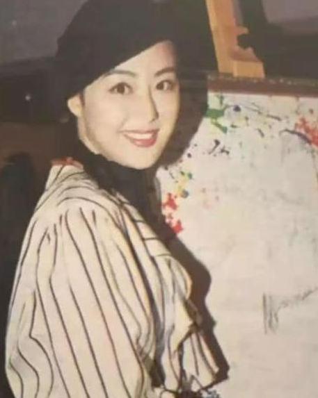 章小蕙最落魄的时候还是神采奕奕,章小蕙前两任怎么破产的