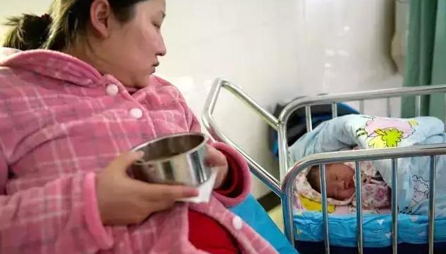 剖腹产28天突然伤口流脓,剖腹产后不到2个月伤口突然崩裂