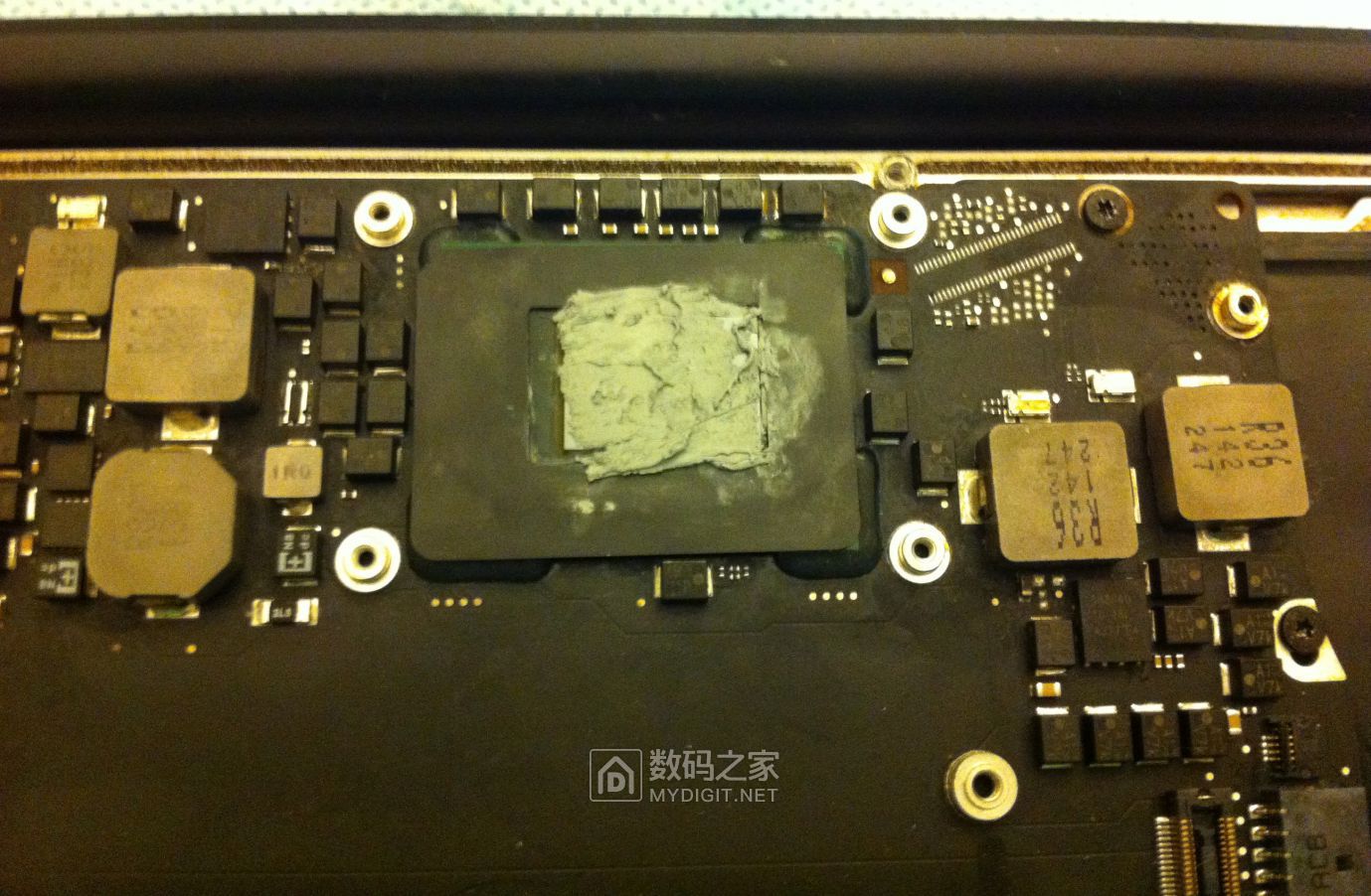 苹果笔记本macbookair7999,苹果笔记本11.6寸macbookaira1370