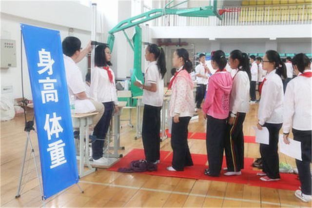 现在的孩子为何身高特别高,为什么孩子身高不到一米八