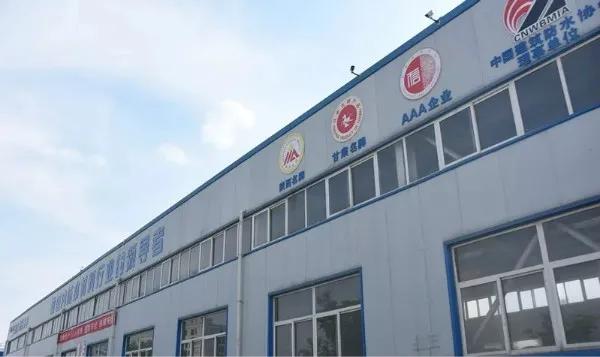 陕西雨中情李红伟,雨中情董事长耿进玉