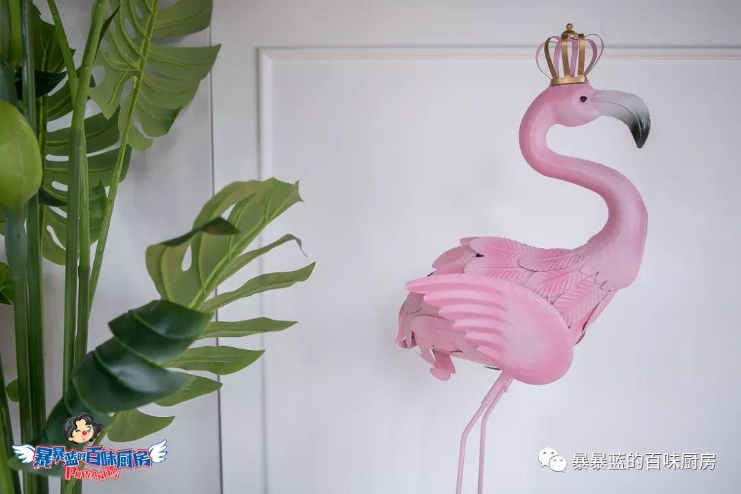 1500个忠粉入坑4年，终于等到实体店！每款蛋糕都让人忘记卡路里