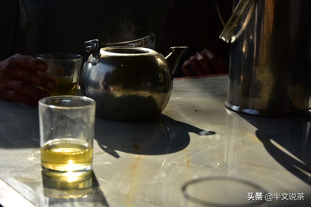 古树茶你必须知道的几个要素,如何挑选纯正的古树茶购买指南