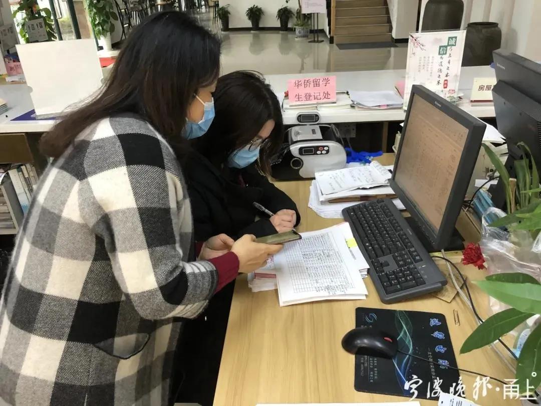 外防输入内防扩散社区,外防输入内防反弹学校防疫在行动