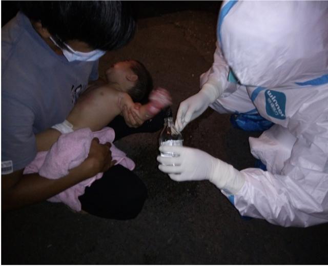 触目惊心，婴儿被热水烫伤，太揪心。如何规避和处理烫伤问题呢？