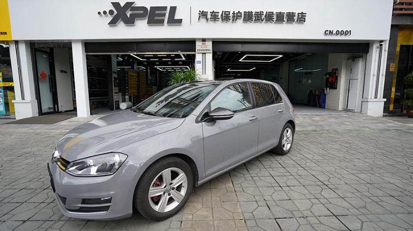 新车贴膜后起雾怎么处理,新车贴膜8天有泡怎么整