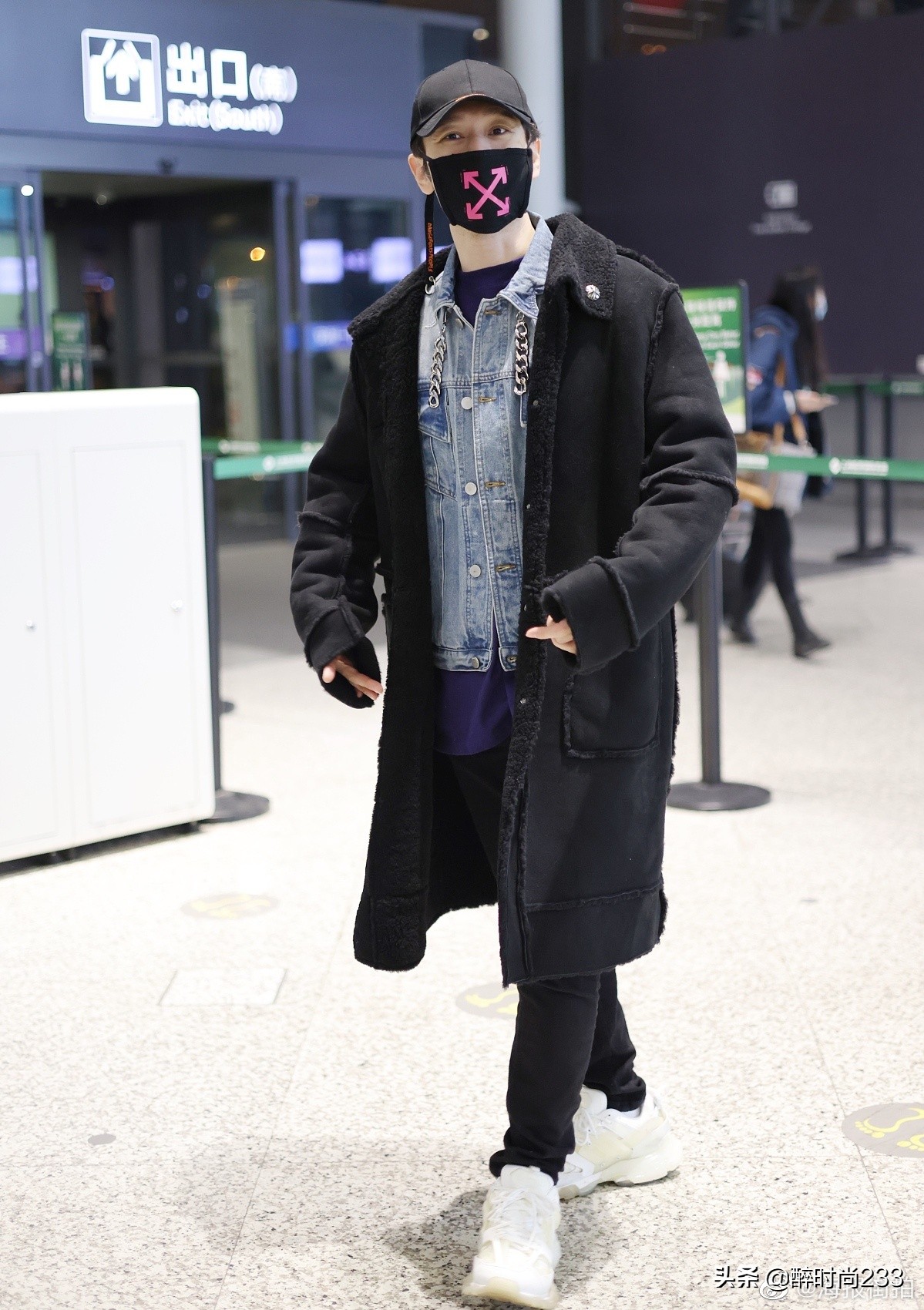 黄晓明复古穿衣搭配,黄晓明t恤衬衫夹克棒球帽工装裤