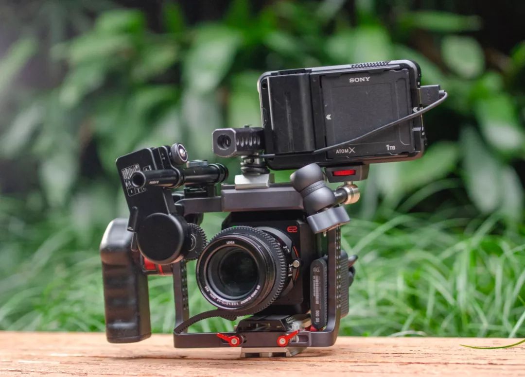 方便竖屏拍摄的4K120帧电影机——ZCAME2