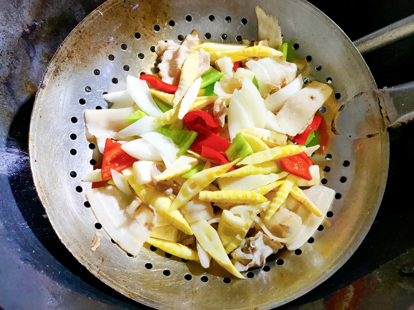 箭笋怎么做好吃？刚哥教你，简单易学、浓郁鲜香、好吃又下饭