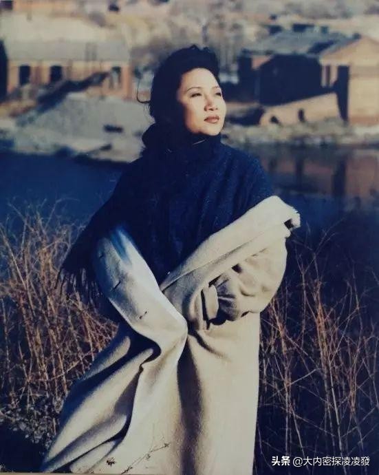 李娜高原天籁之音,李娜第一次唱青藏高原是哪一年