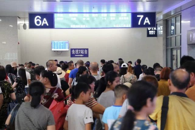 再见高铁,桂林西站高铁可以刷身份证进站吗