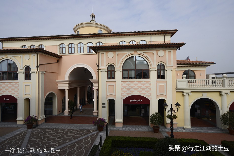 上海佛罗伦萨小镇有哪些奢侈品牌,佛罗伦萨小镇名品奥特莱斯品牌