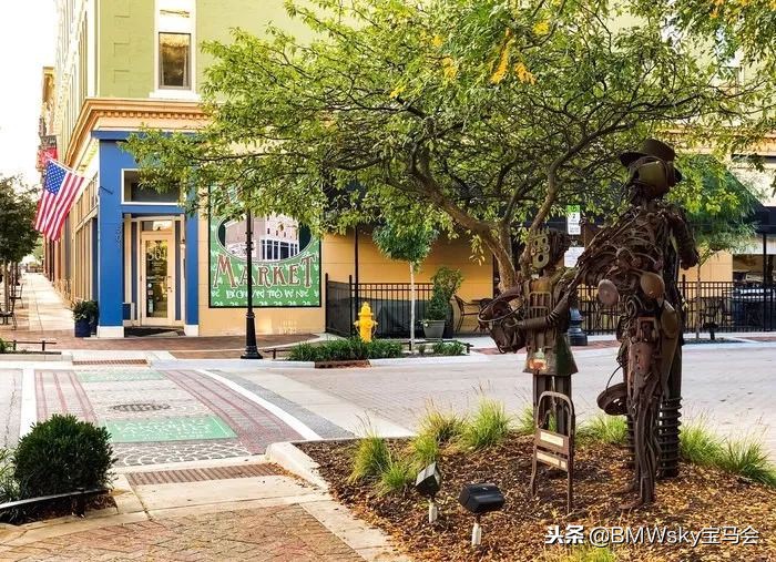 哪一台宝马适合改装m4,买bmw送什么礼品