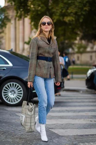 韩系欧尼风衣外套,韩国欧尼黑色大衣搭配