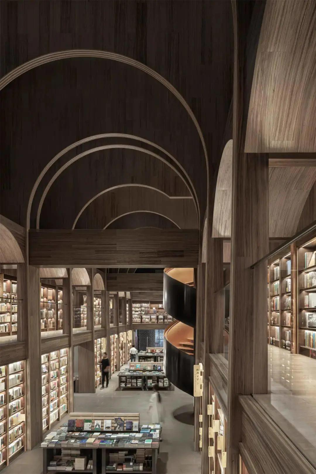 50亿“TOD总部”重磅加持：商圈再升级，重构“城根一公里”