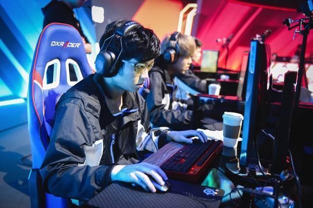 16岁王者打职业需要什么水平,什么水平可以去打王者职业