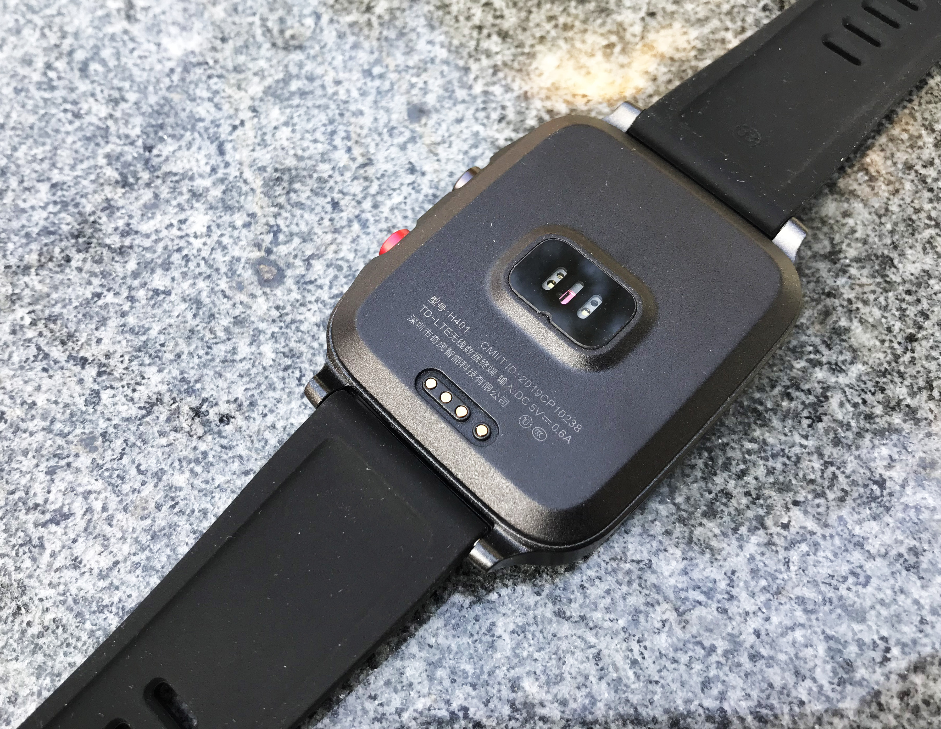 360智能手表一代,360智能手表测评