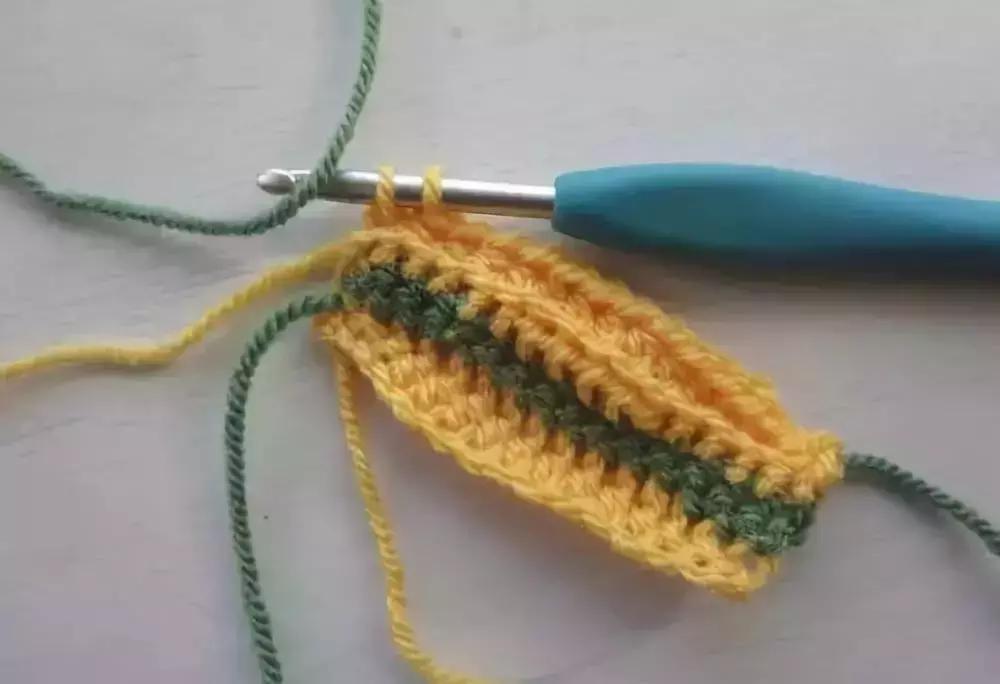 南瓜挂件钩针教程,钩针南瓜小挂件图解