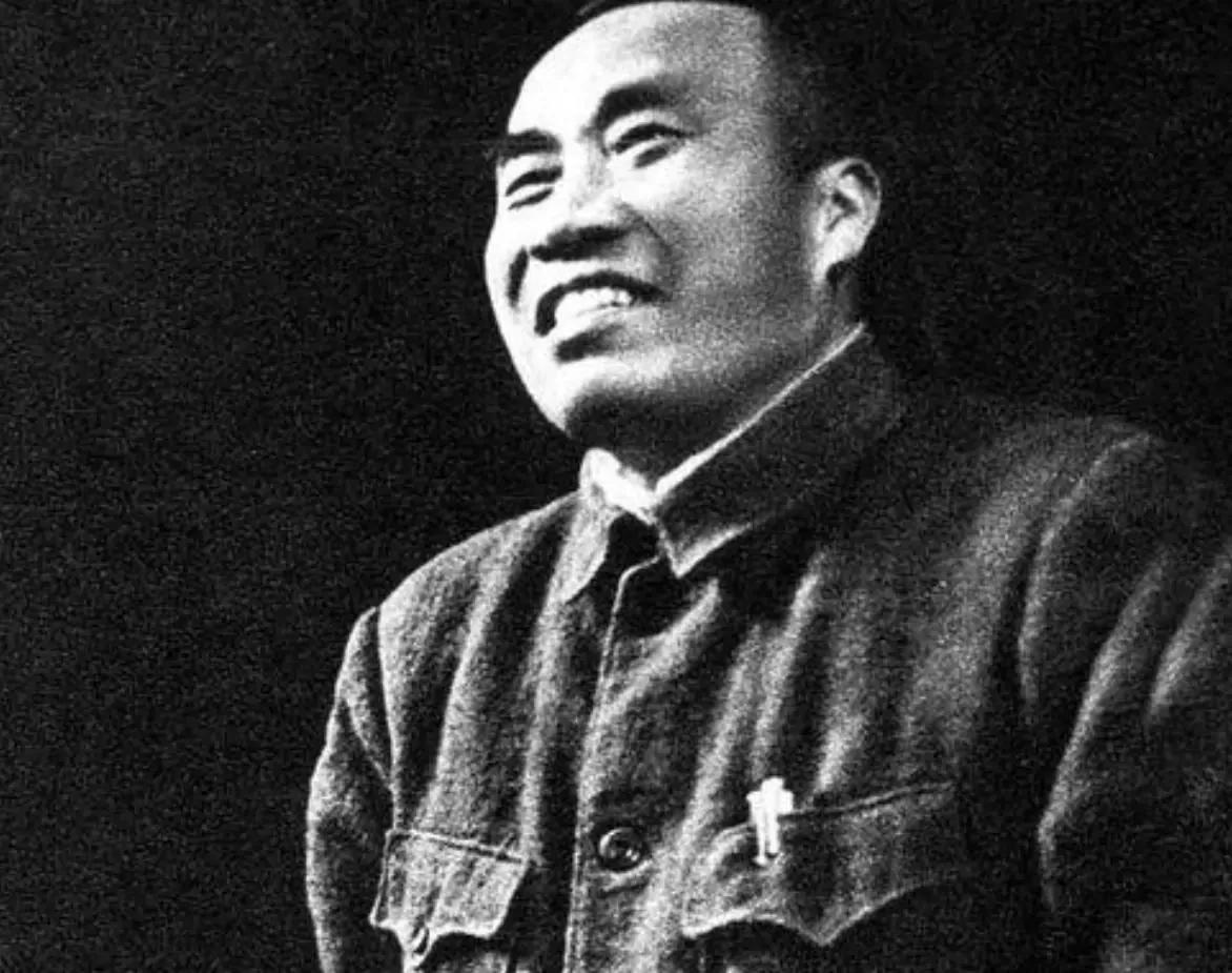 开国元帅共有10人，仅有4人被称为“老总”，他们分别是谁？