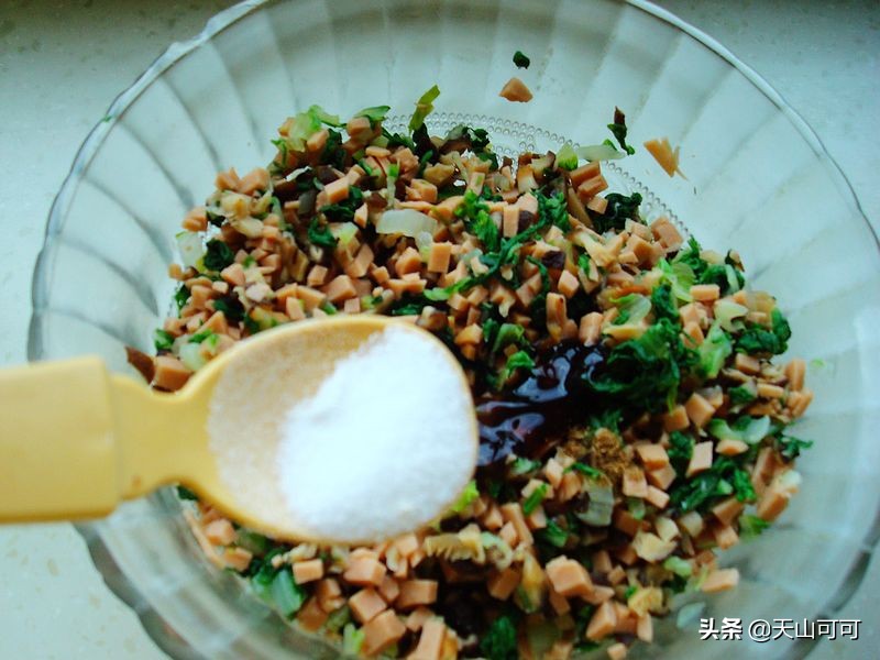 丸子怎么做才好吃不辣不上火,丸子怎么做又滑又嫩又有弹性