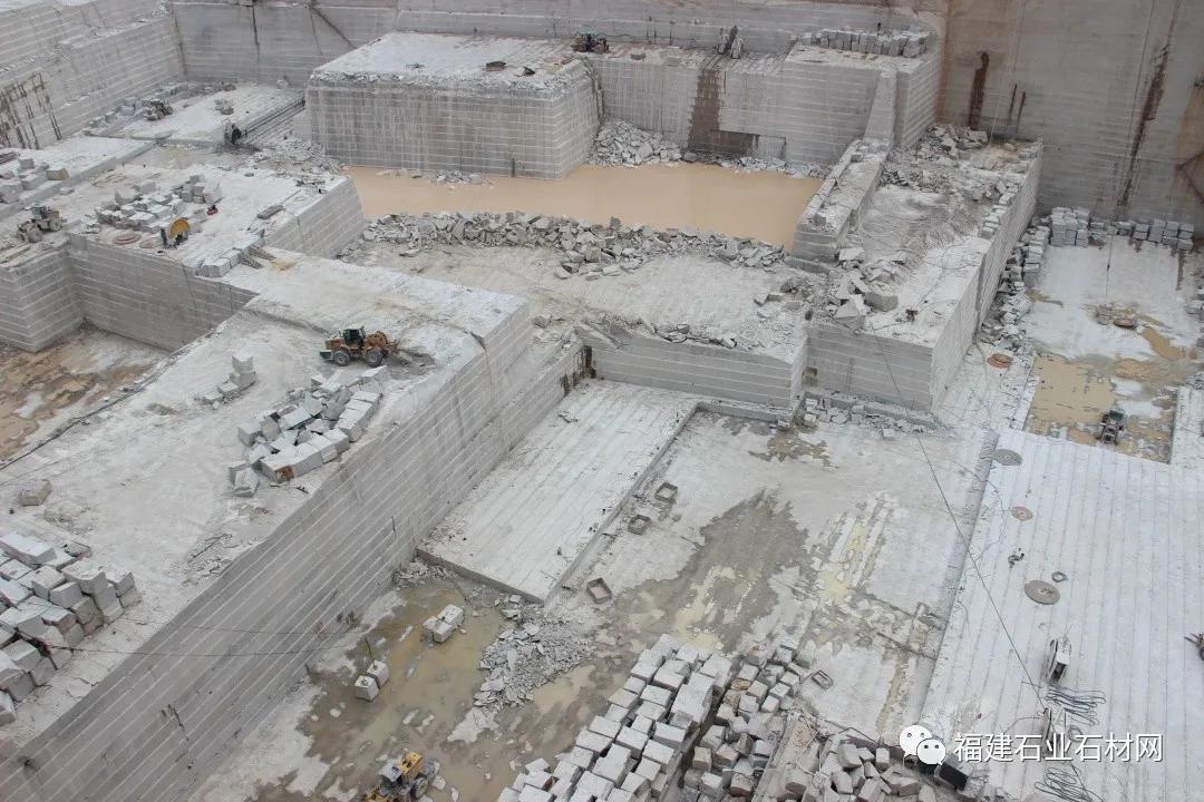 山东锈石缺点,山东锈石变黄