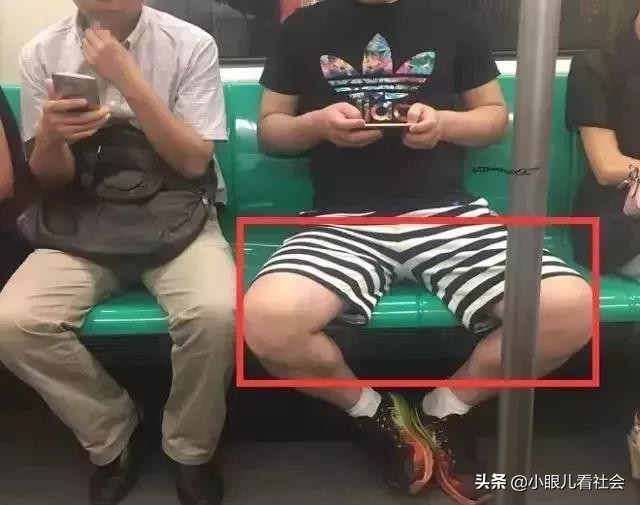 北京地铁上偷手机视频,北京地铁偷拍后续