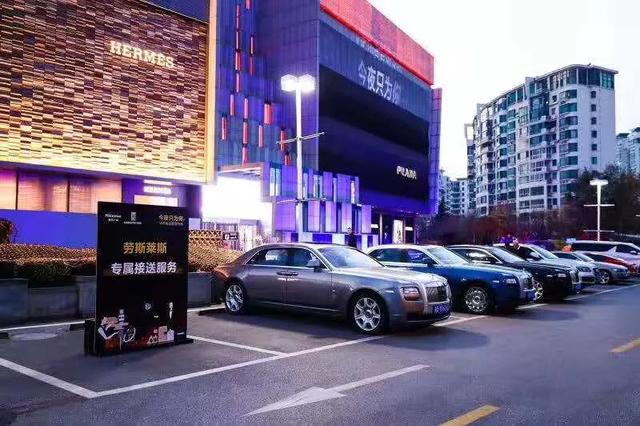 青岛海信广场盛况,普通人逛青岛海信广场