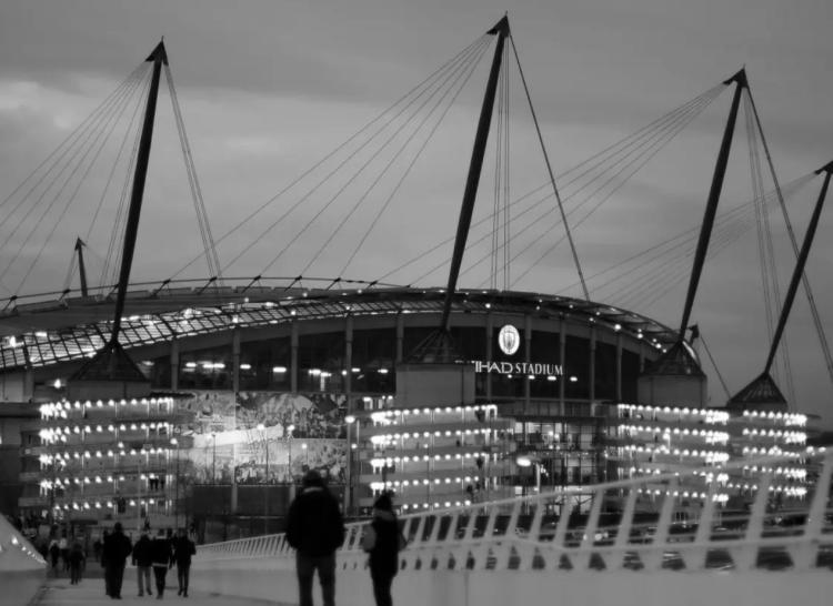 瓒崇悆姝荤悆濡備綍鎽嗚劚,瓒崇悆涓ч挓