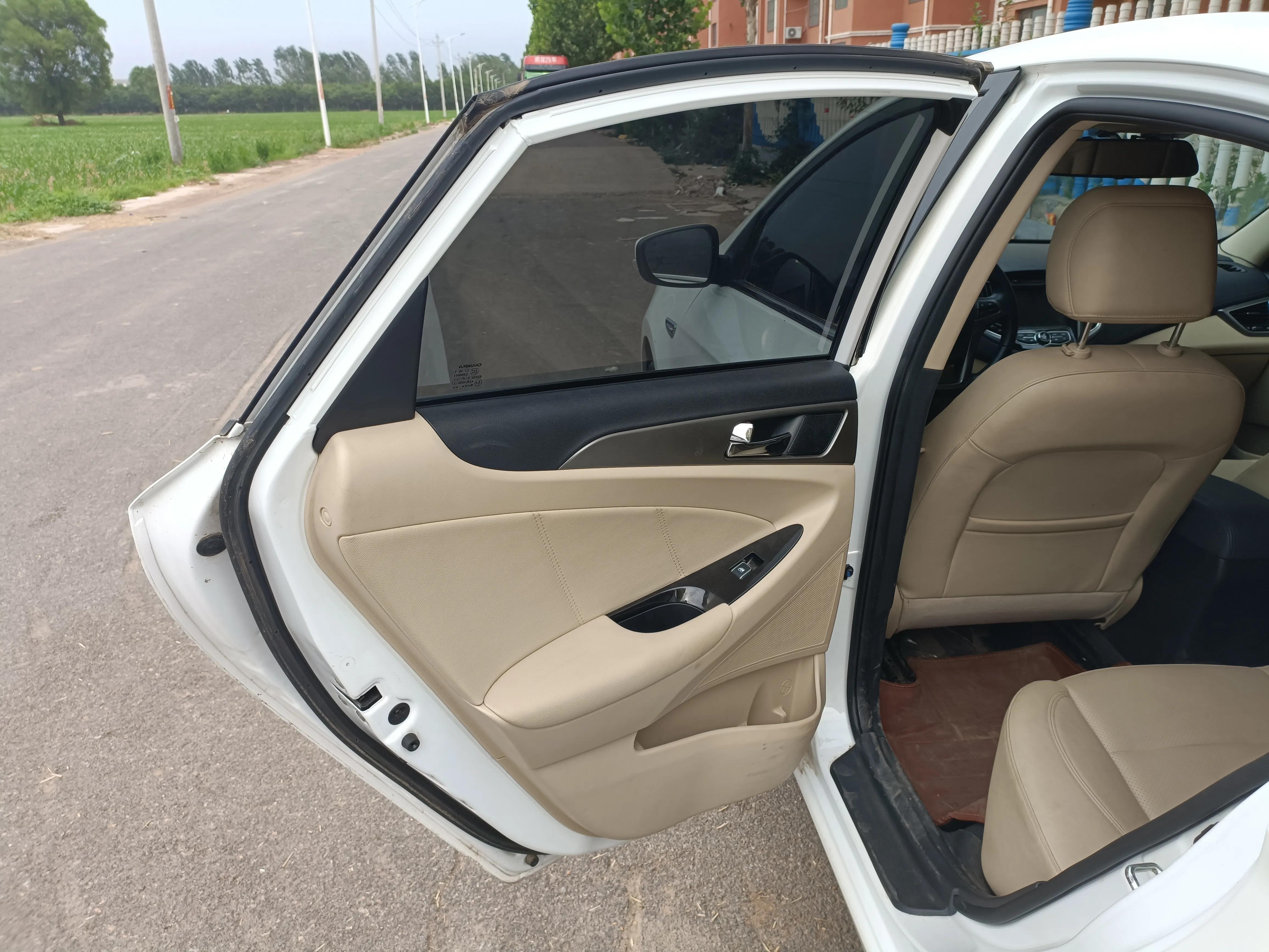 逸动两个喇叭,逸动6个音响效果