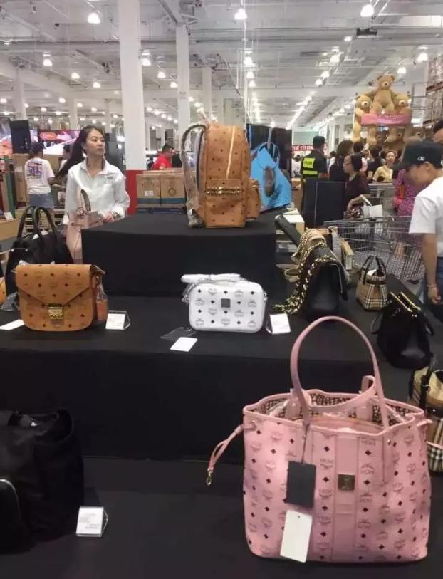 停车3小时交费2700元后续,上海costco超市停车收费标准