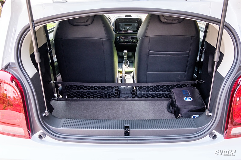 续航300km5万左右纯电车推荐快充,上汽科莱威新四座续航