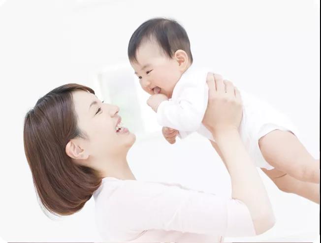 喂奶时被宝宝咬得疼怎么办,喂奶被咬怎么回事