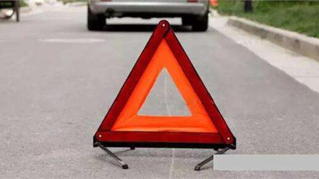 发动机温度过高水开锅是什么原因,发动机水温高开锅怎么办