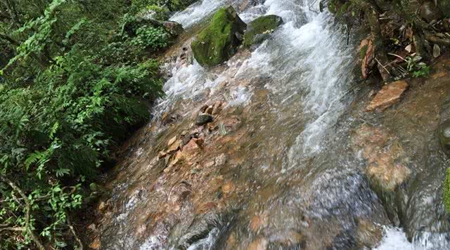 浙江有哪些有瀑布的旅游景点,浙江旅游景点推荐瀑布