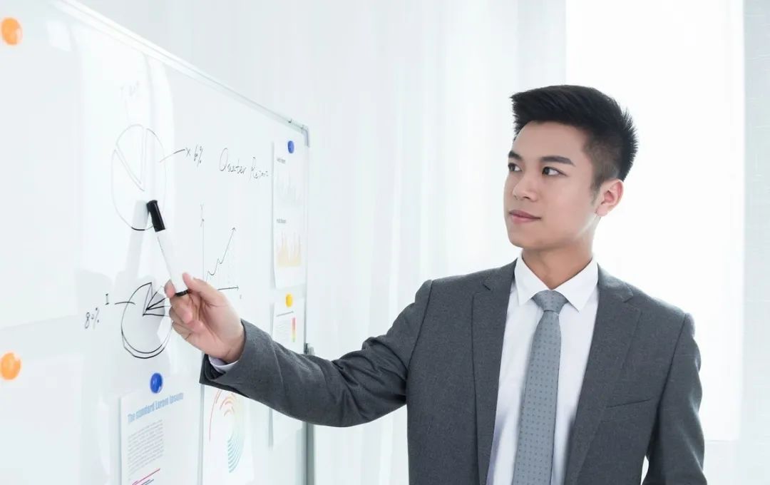 去阿里巴巴工作要什么条件,在阿里巴巴工作有什么待遇