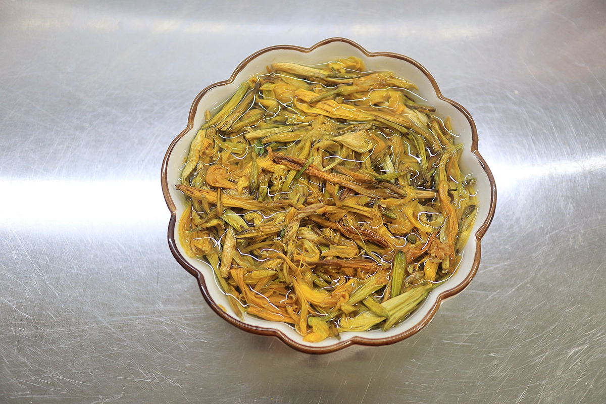 鲜美鸡汤炖多久,如何让鸡汤煮得更鲜美