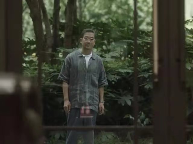 小舍得送礼物,小舍得带孩子回老家